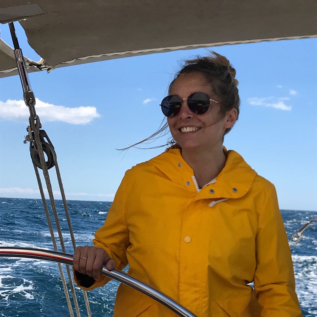 Annya Crane is a researcher in maritime anthropology, she believes in interdisciplinarity to understand the challenges faced by small-scale fishing communities and marine conservation. She supports LIFE’s work in Menorca.