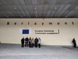 French Prud'hommes representatives and LIFE staff in front of the Berlaymont